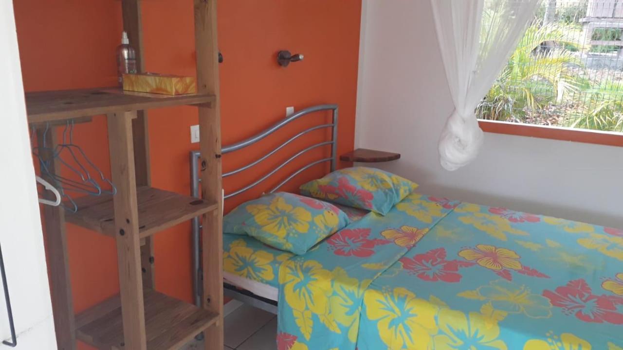 Ti Case Gwada Location Sainte-Anne  Luaran gambar